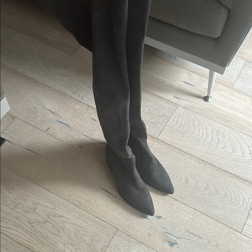 Elegant Black Women's Boots Over the Knee